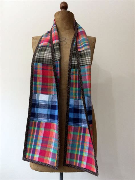 make a cotton flannel scarf